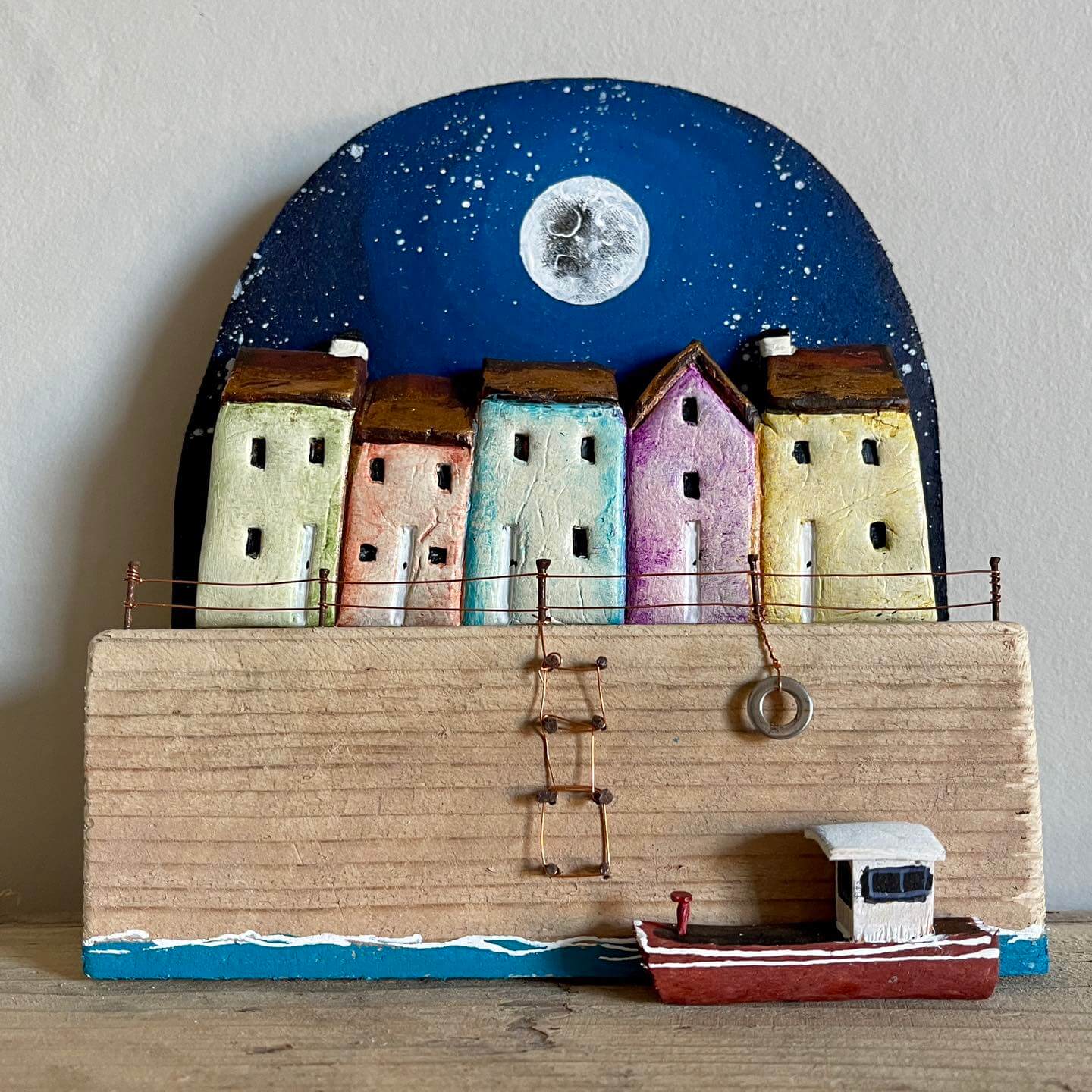 Photograph of an eco-friendly 3D piece of art 